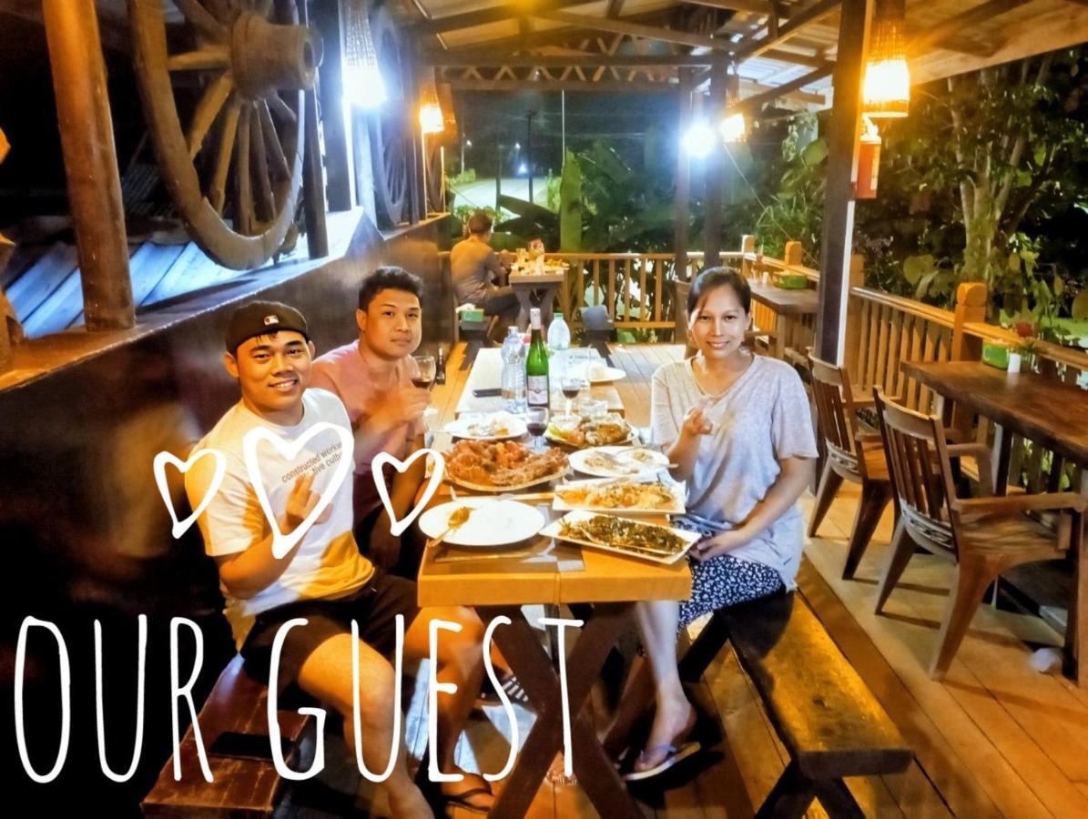 Dream House Guest House & Restaurant Ngwesaung Bagian luar foto